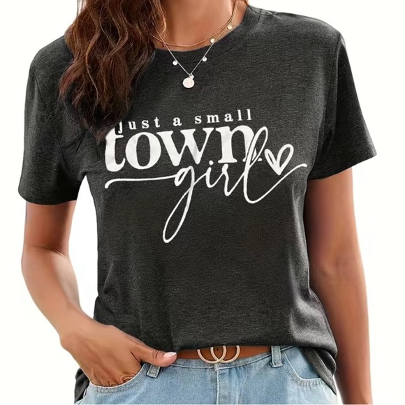 Small Town Girl T-Shirt - Picture 2 of 6